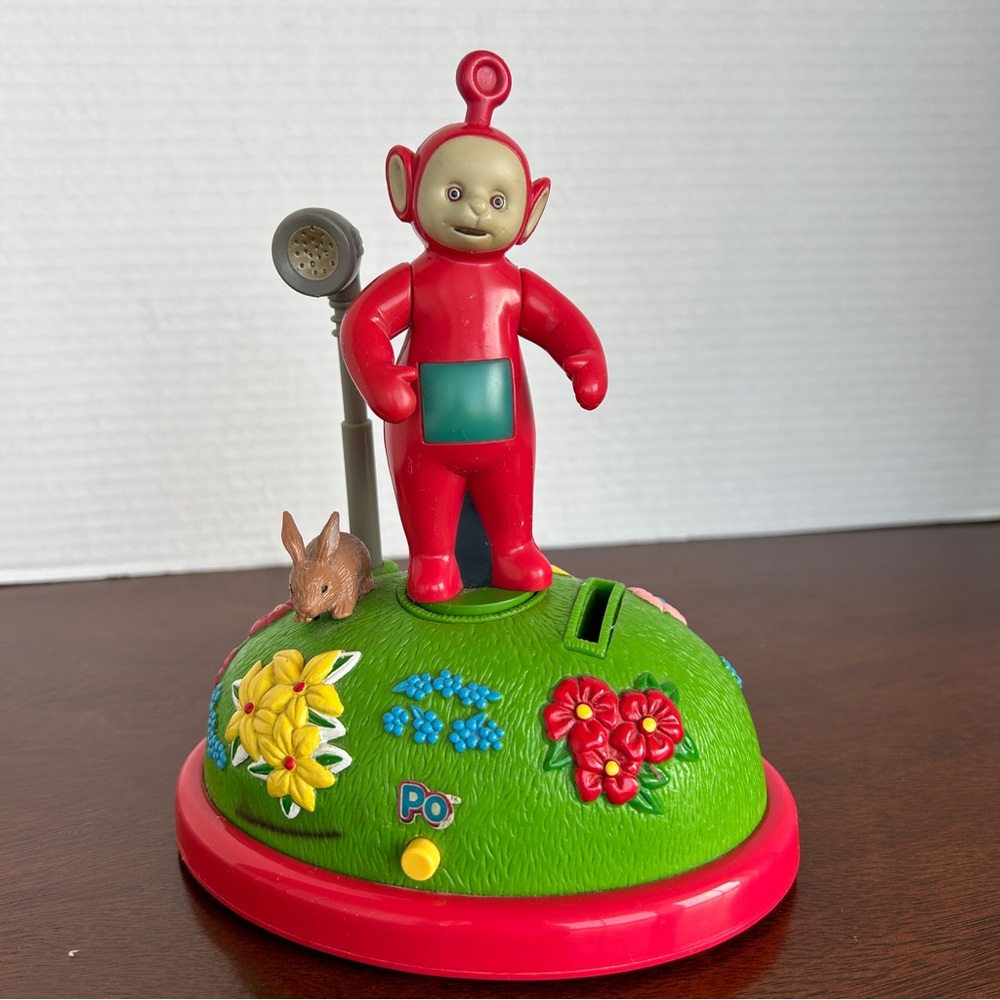 Vintage 90’s Teletubbies Musical Piggy Bank Po Teletubby Bank